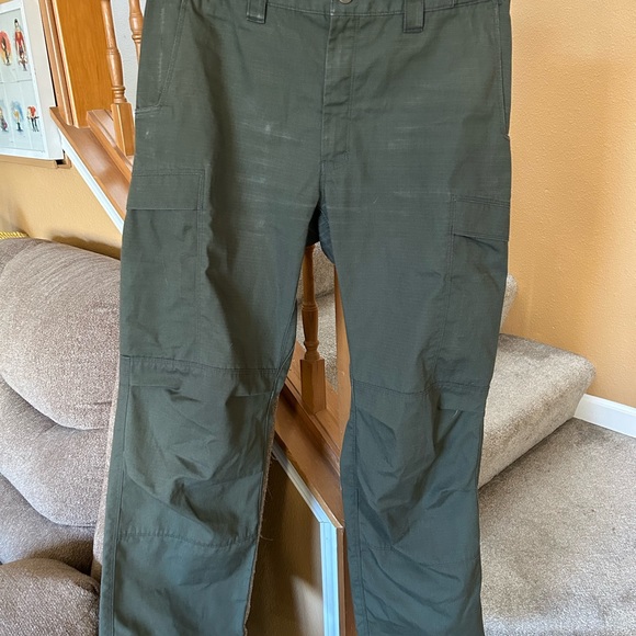 3 pairs men’s Vertx Phantom LT Tactical pants OD Green - Picture 4 of 13